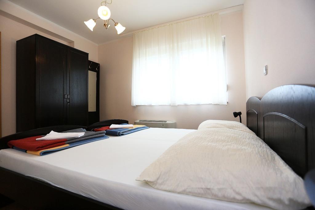 Apartment Loncar